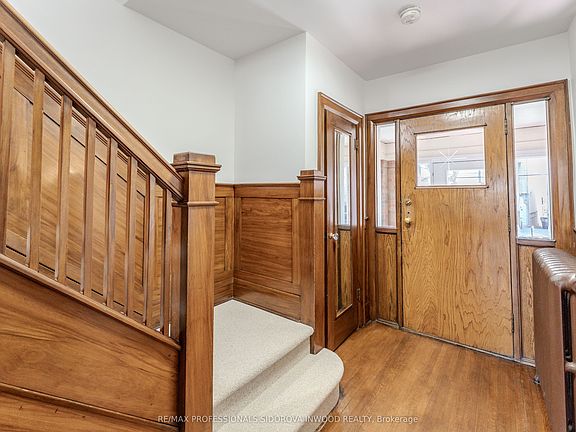 4th image of 17 Mossom Rd
