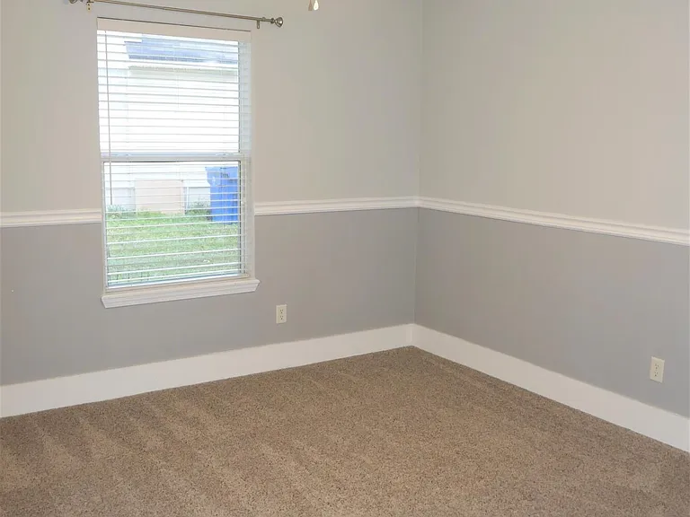 2359 Huckins Ct — Photo 35