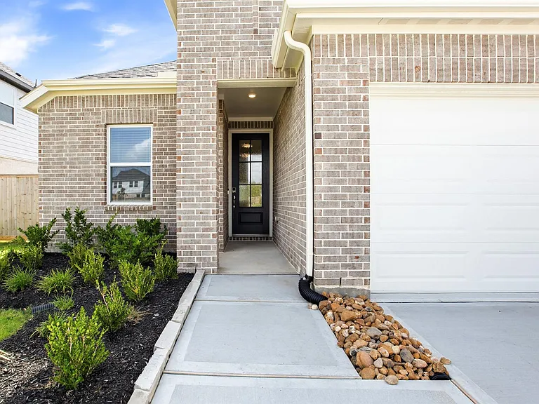 9723 Avalon View Dr — Photo 2