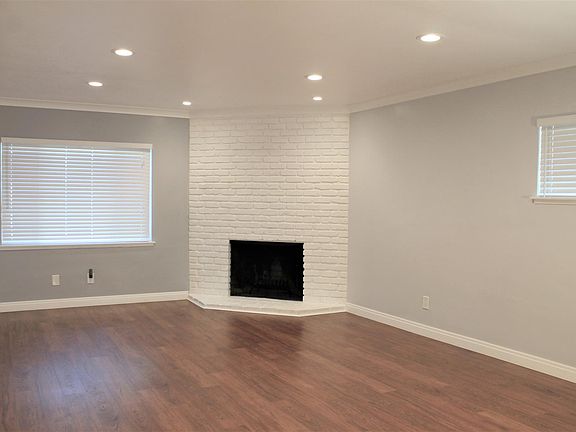 2nd image of 14885 Fairvilla Dr