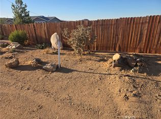 55560 Massachusets Ave, Landers, CA 92285