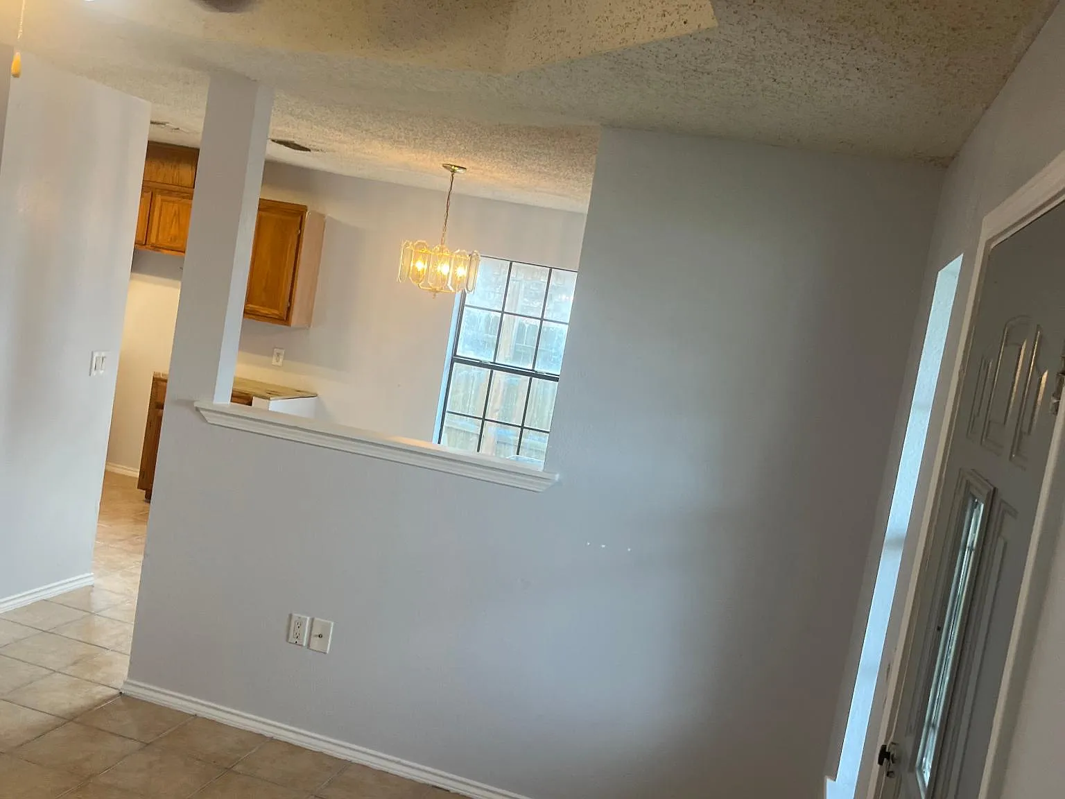1164 Toronja Ave — Photo 3