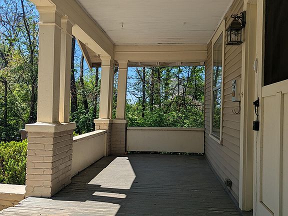 2nd image of 3117 Rennoc Rd