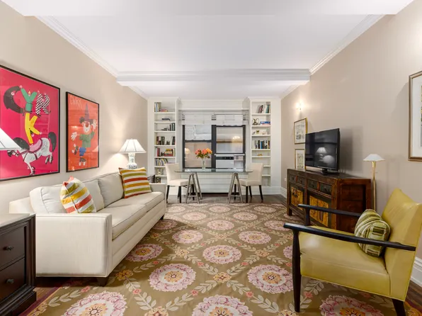 235 West 102nd Street 3B image 2 of 10