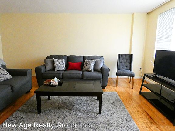 3rd image of 3963 Lankenau Ave Floor 1
