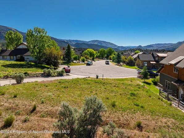 837 Ute Cir, New Castle, CO 81647