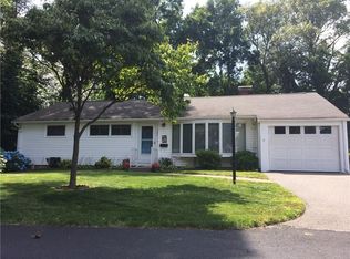 121 Elder Ave, Riverside, RI 02915