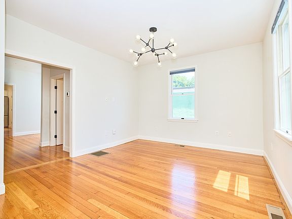 2nd image of 15 Clark St