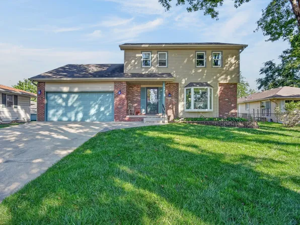 4009 E 23rd St, Des Moines, IA 50317
