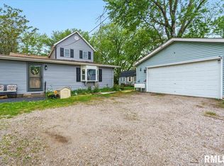 14499 E Oakford Ave, Oakford, IL 62673