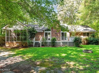 103 Knollwood Ct, New Bern, NC 28562