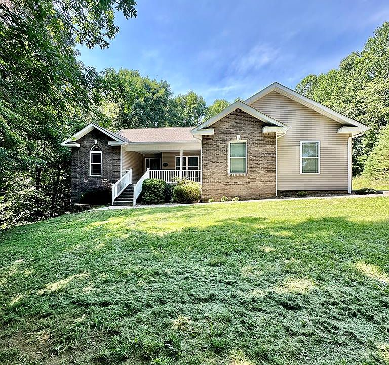 1st image of 115 Ravenwood Dr