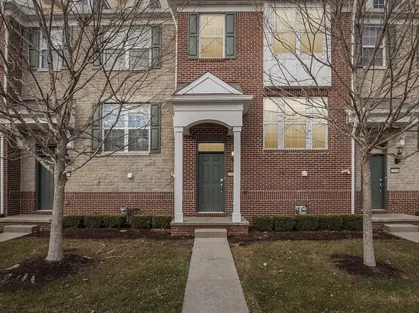 27846 Hopkins Dr #205, Novi, MI 48377