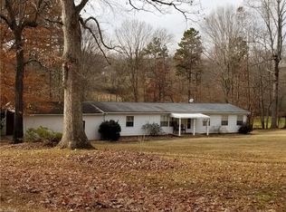 1080 Ball Dr, King, NC 27021