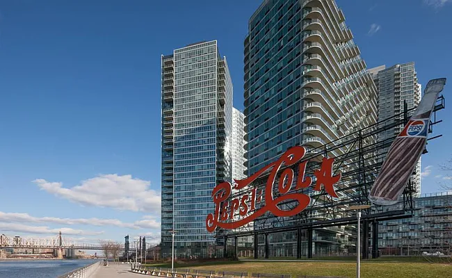 Sold by Nest Seekers International | media 12