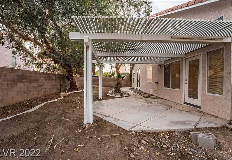 8043 Shadowvale Dr — Photo 27