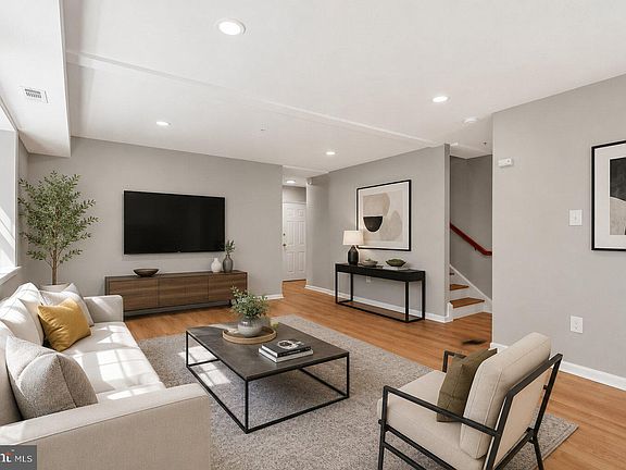 3rd image of 1008 Rittenhouse St NW #15