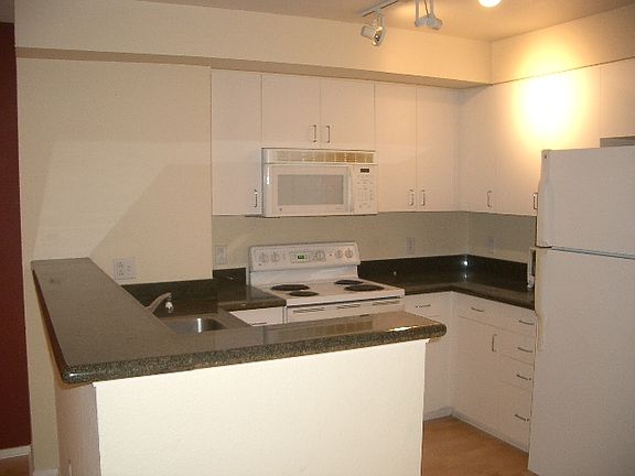 2nd image of 8200 Oceanview Ter APT 224