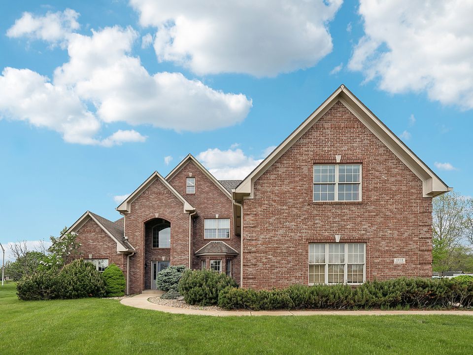 1st image of 1038 White Oak Dr
