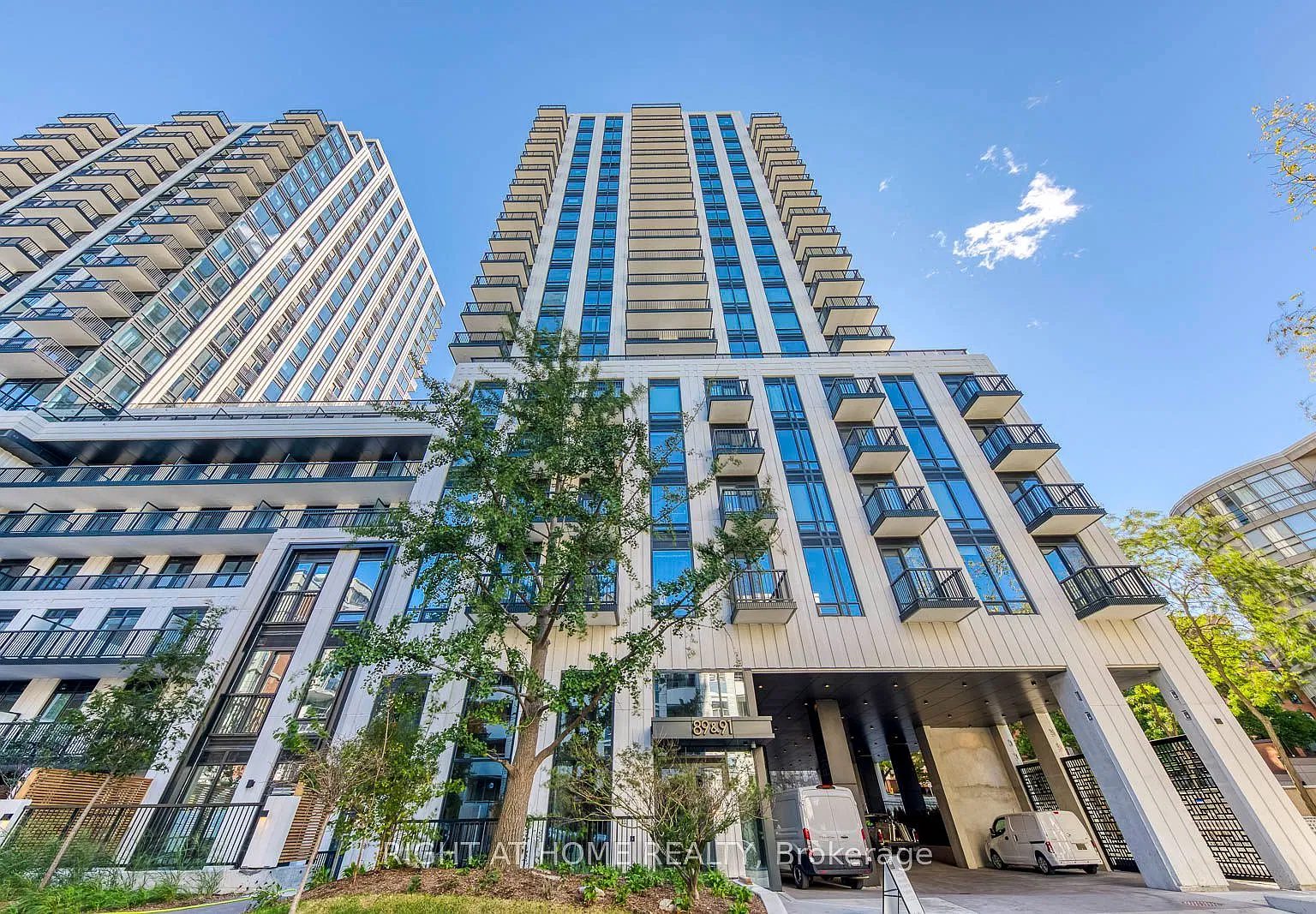 2 bed, $2,590 — Photo 1