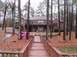 670 E River Rd, Moncure, NC 27559