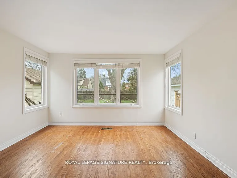 124 Homewood Ave — Photo 14