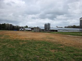 1886 Opossum Rd, Pittsburg, TX 75686