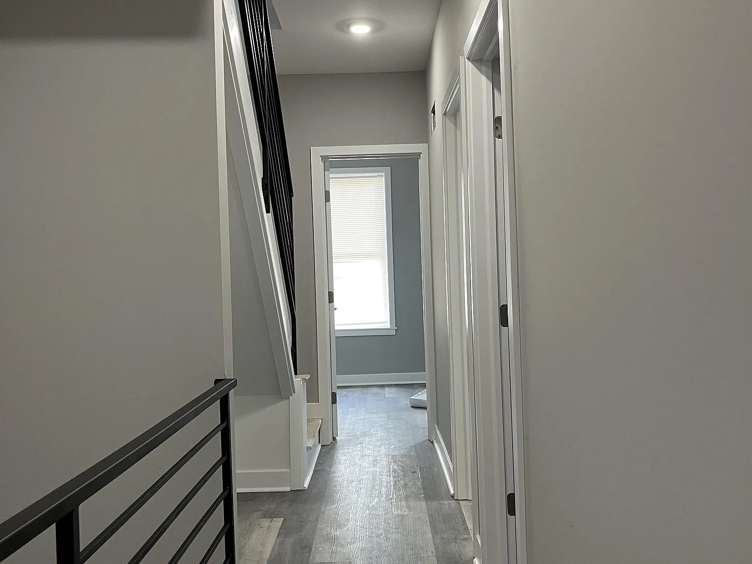 720 West 5th Street - 1 — Photo 4