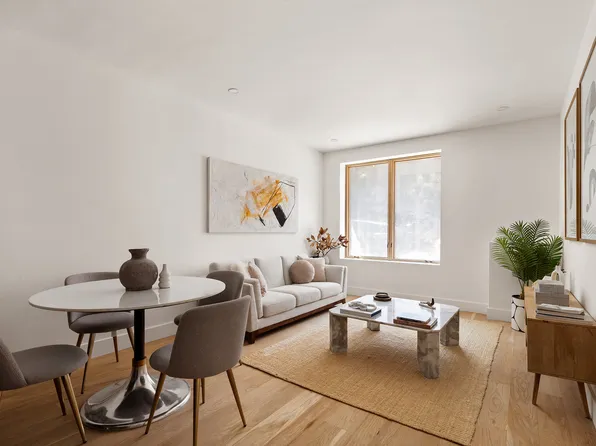 197 Pulaski Street image 2 of 7