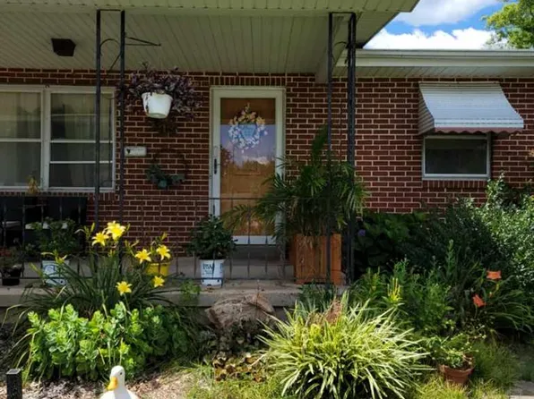 219 N Walnut St, Owensville, MO 65066