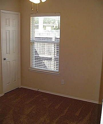 5th image of 208 Pagoda Dr