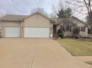 4755 Spring St, Davenport, IA 52807