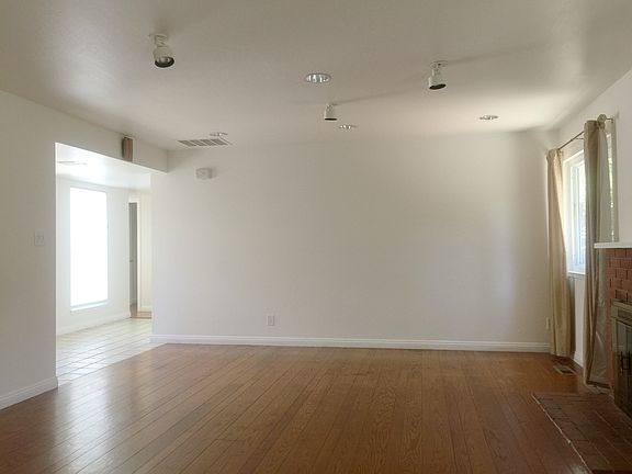 Living Room 3