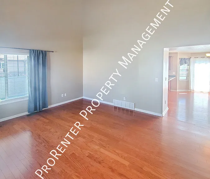 1062 S 1775 W — Photo 9