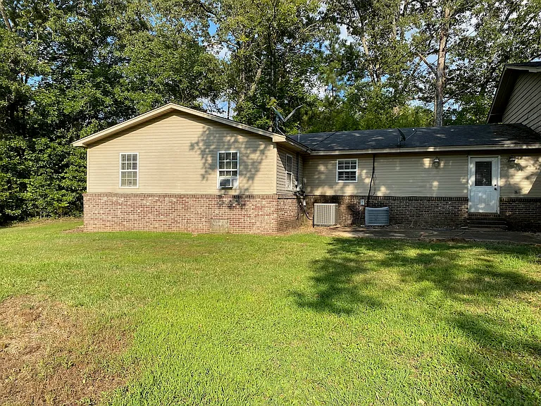 354 County Road 1349 — Photo 28