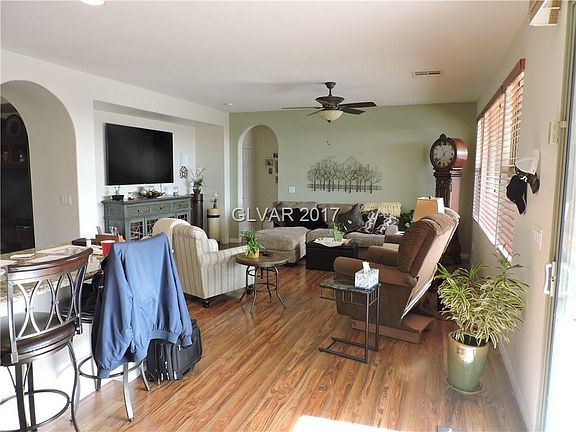 3rd image of 4417 Oasis Valley Ave