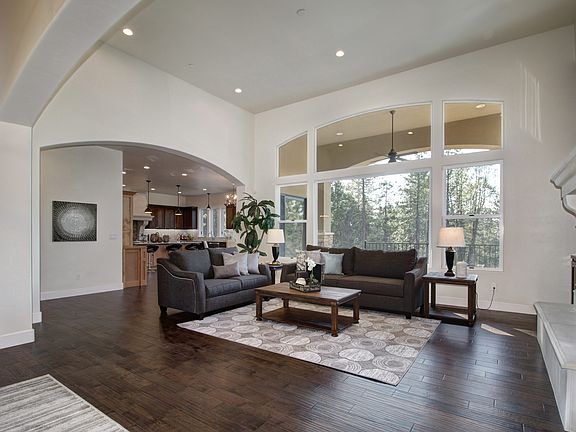 Open Concept Living Spaces