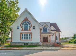 1014 S Main St, Carthage, MO 64836