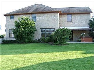 2nd image of 2494 Countryside Dr