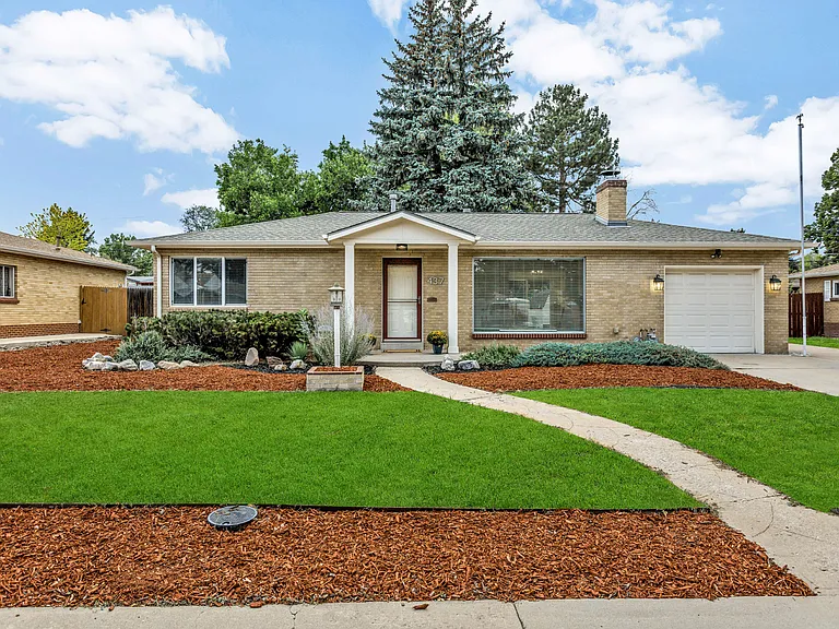 Ranch style home with attached garage in quiet neighborhood walking distance to Belmar