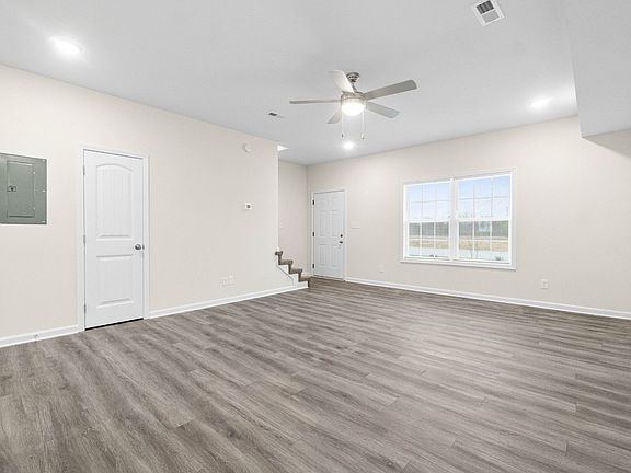4th image of 196 Quin Ln Unit A