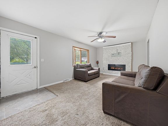 5th image of 3408 W 123rd Pl
