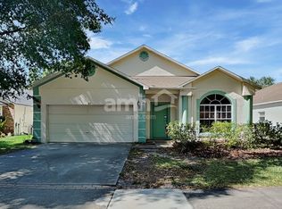 89 Knights Hollow Dr, Apopka, FL 32712