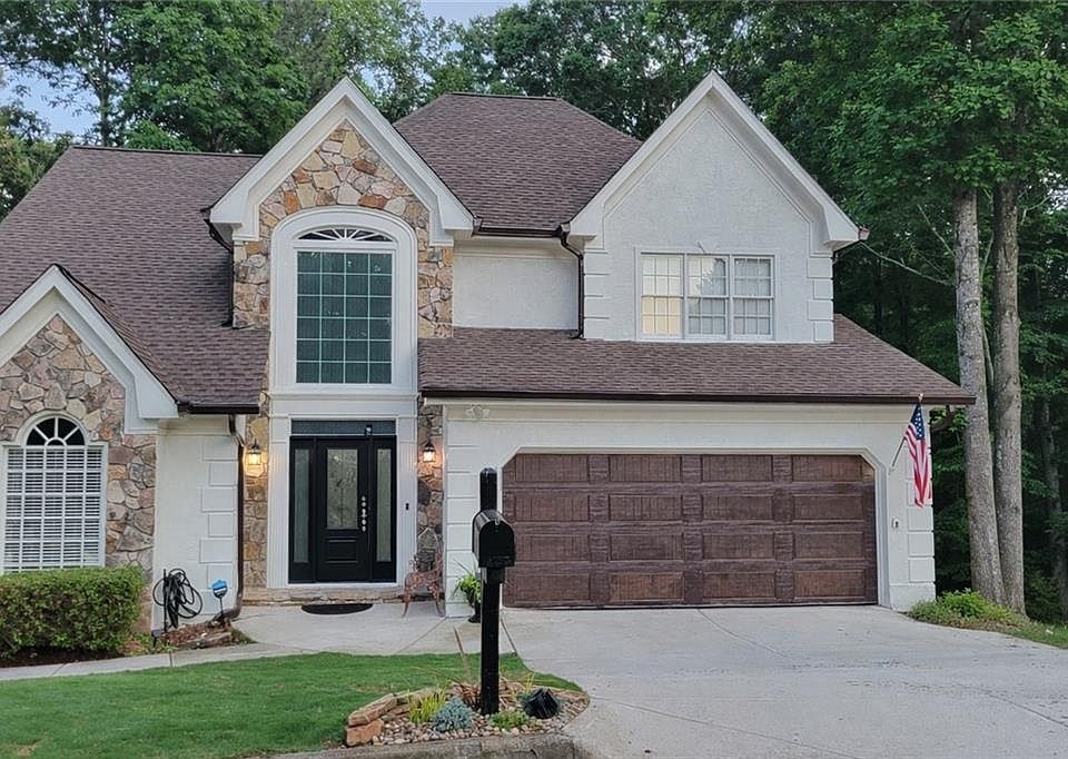 1st image of 8980 Stonelake Ct