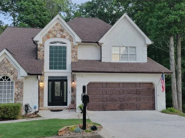 8980 Stonelake Ct, Roswell, GA 30076