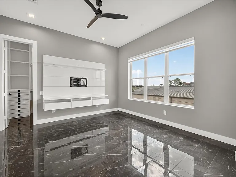 5919 E Post Oak Ln — Photo 25
