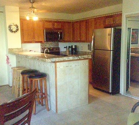 5th image of 75-6016 Alii Dr APT 110