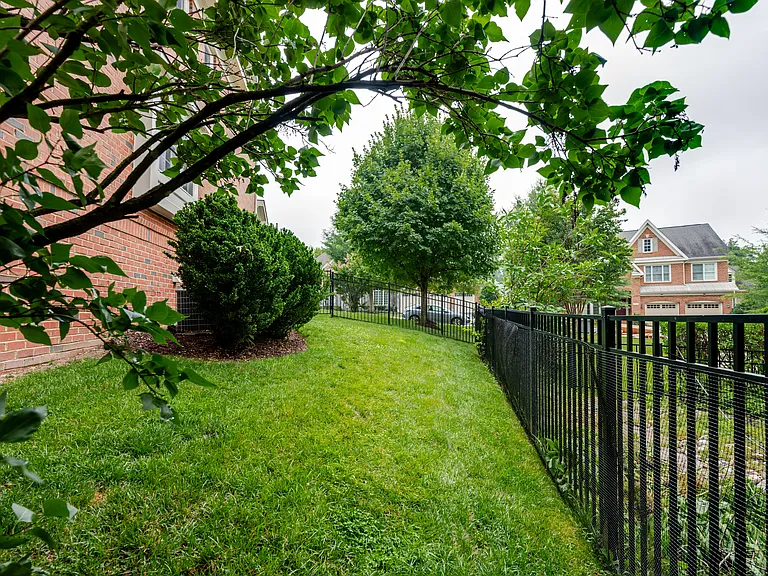 8500 Wedderburn Station Dr — Photo 98