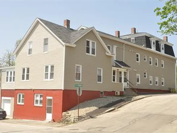 31 Channing St, Worcester, MA 01605