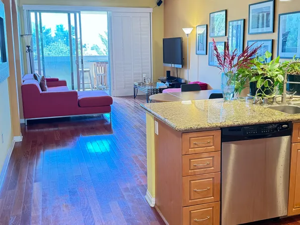 3857 Pell Pl Unit 211, San Diego, CA 92130